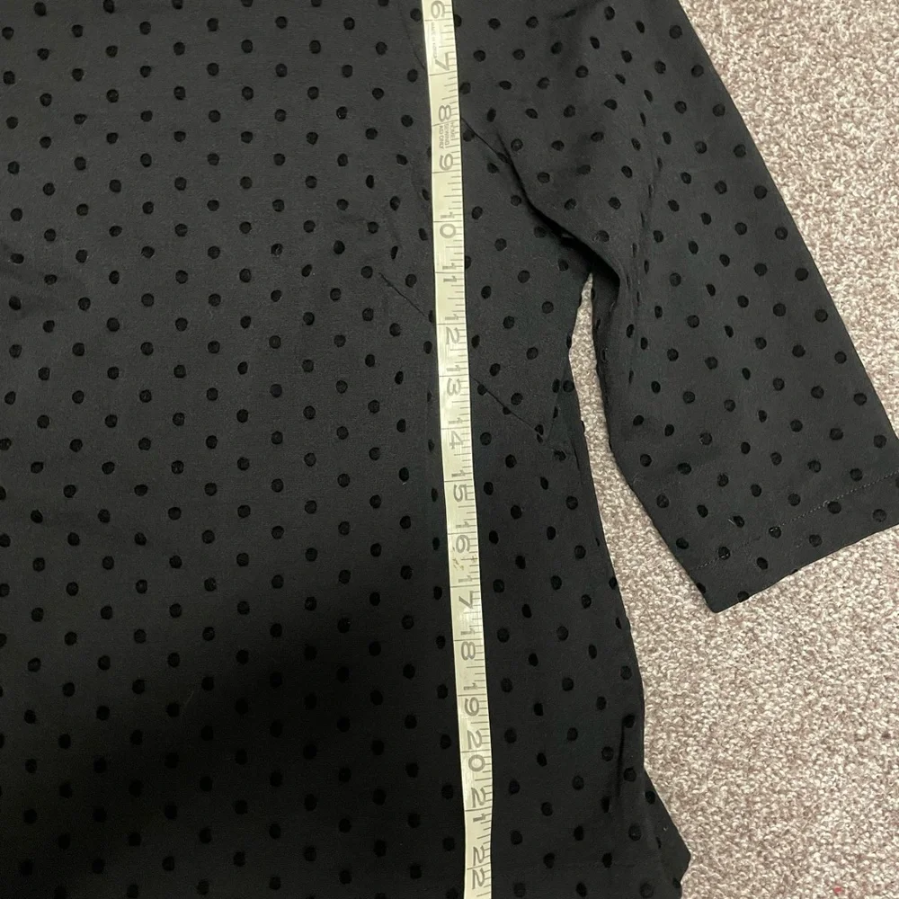 Ann Taylor Black Swiss Dot Boatneck Blouse Gathered Shoulder & 3/4 Sleeve Sz M - Picture 10 of 12